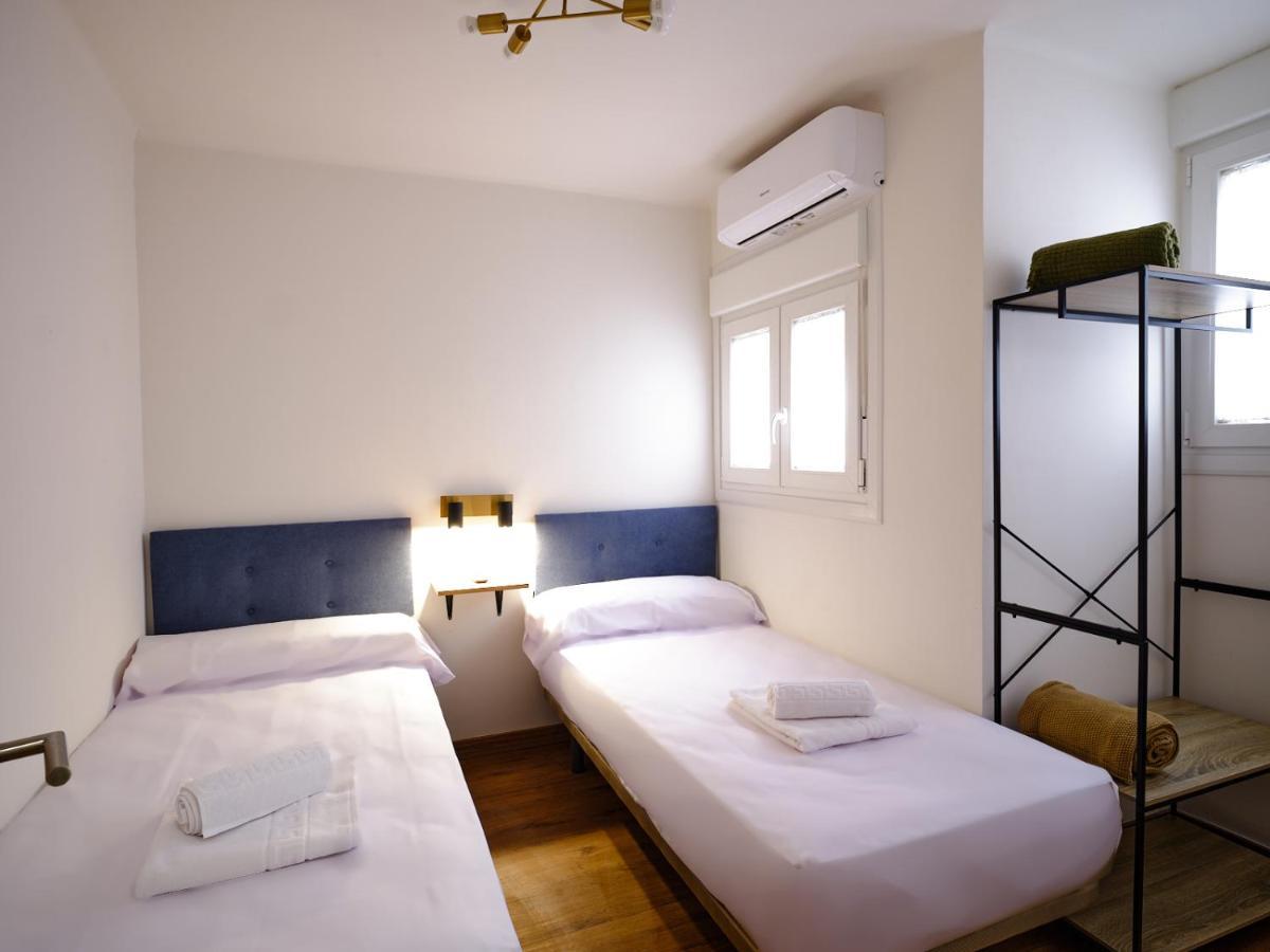 מאלגה Leo Home- Bright & Centric 3 Bedrooms Apartment With Private Parking Included מראה חיצוני תמונה