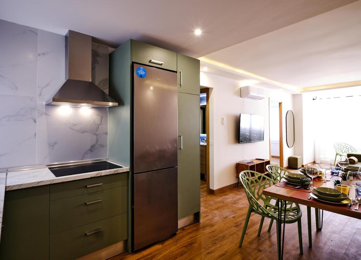 מאלגה Leo Home- Bright & Centric 3 Bedrooms Apartment With Private Parking Included מראה חיצוני תמונה